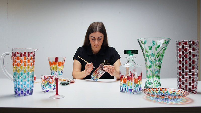 Glass and Crystal Color