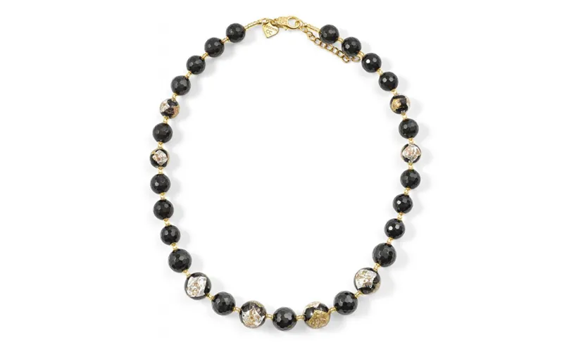 Produzione oggetti in vetro di Murano